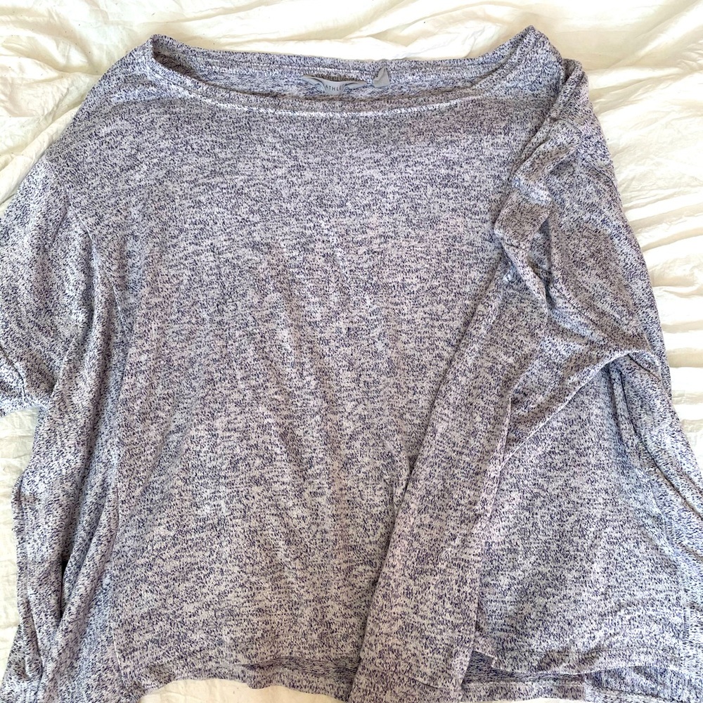 Athleta Pose boxy long sleeve slight crop